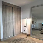 Апартаменты De Luxury