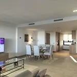 De Luxury * Баия-де-Касарес